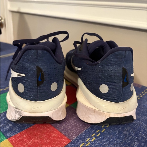 Nike Dark Blue Vomero 17 - Picture 8 of 8